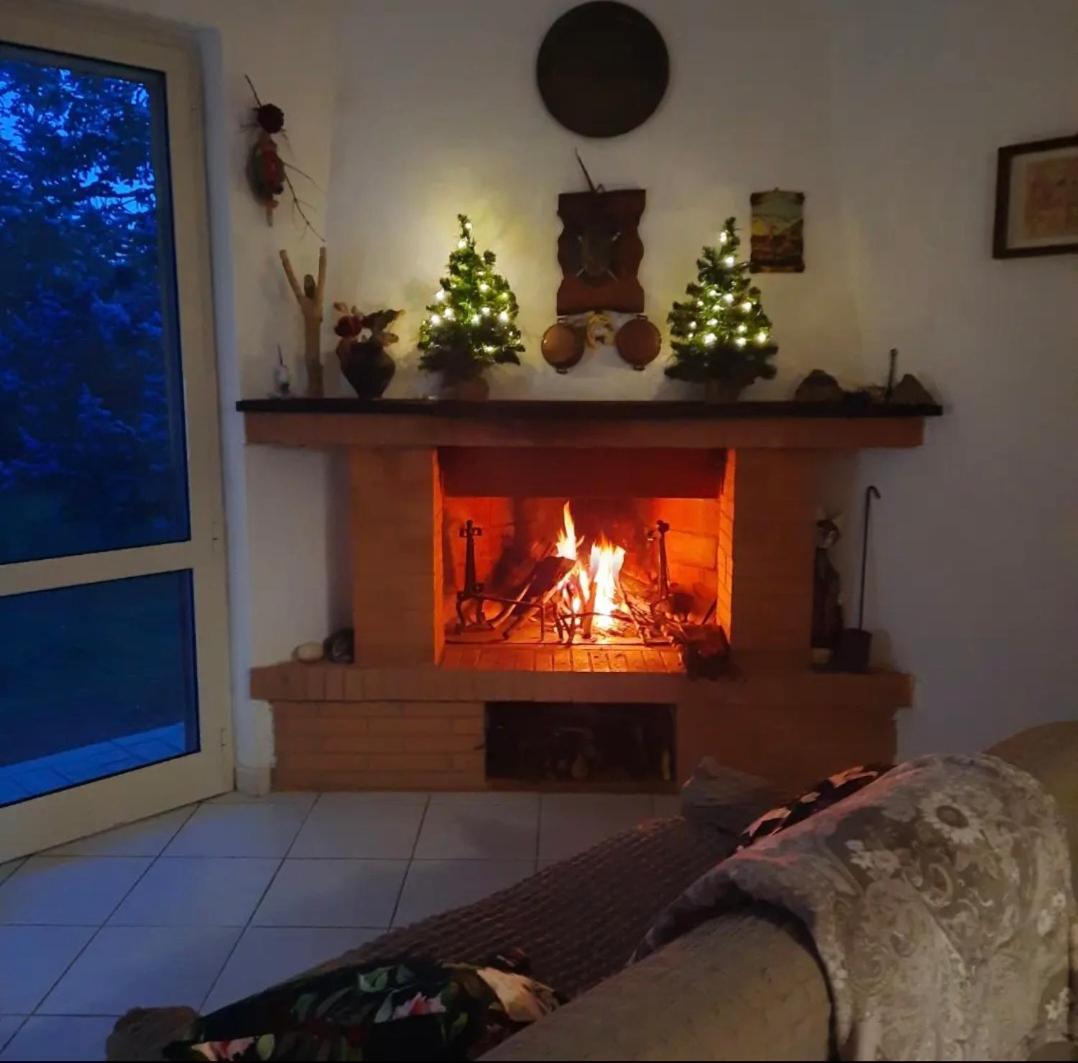 Casetta In Collina Sezze Eksteriør bilde